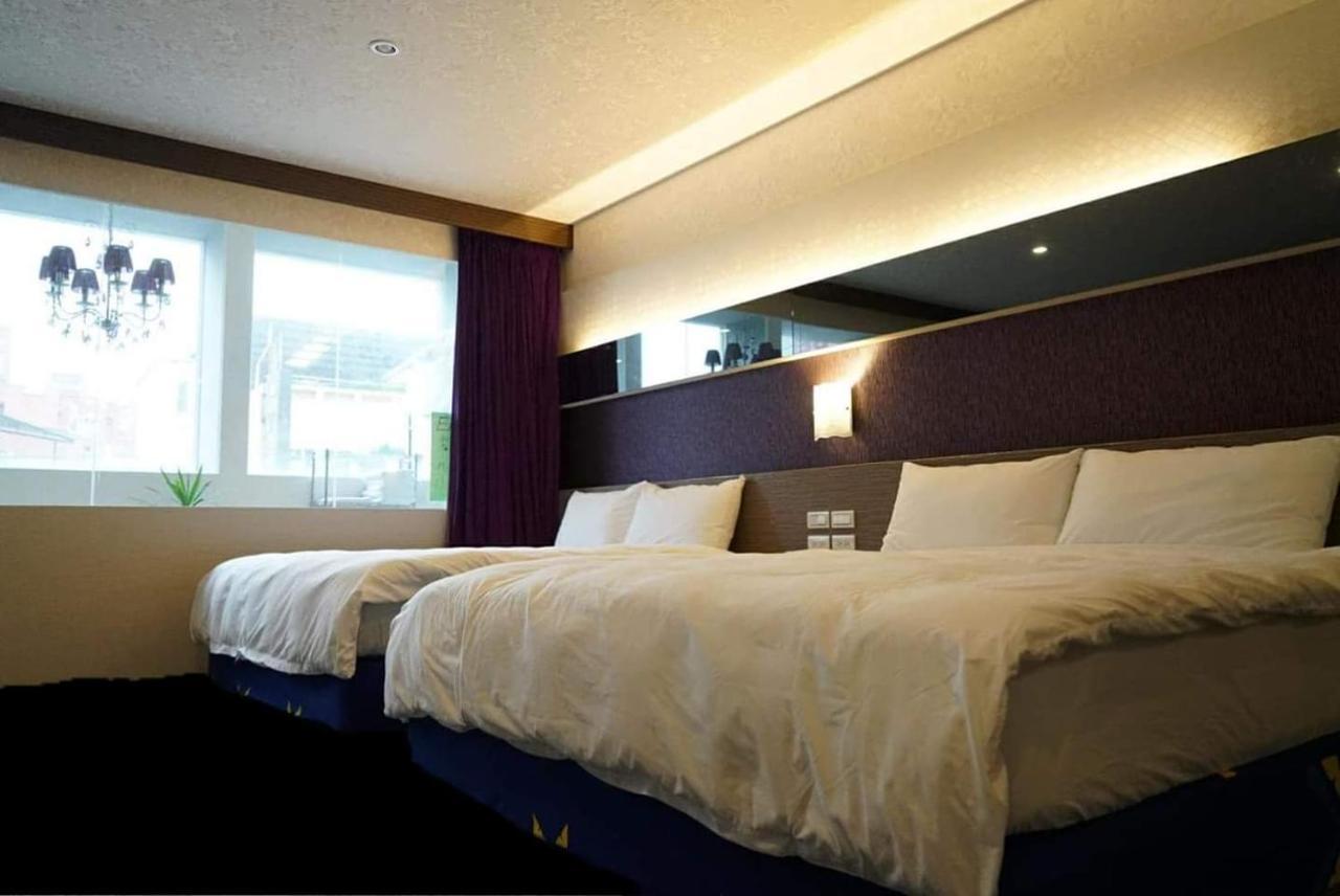 Apartmán Yily House怡家居 Yilan Exteriér fotografie